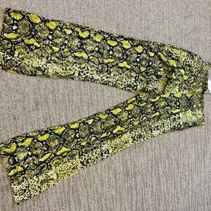 NWTKaren Millen Reptile-Inspired Green and Black Fabric